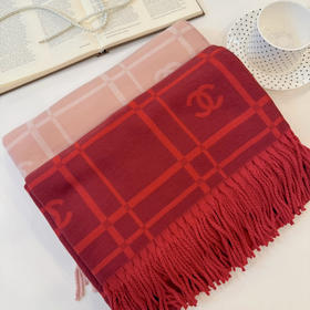 秋冬特惠💰150 香奈儿围巾 秋冬男女同款