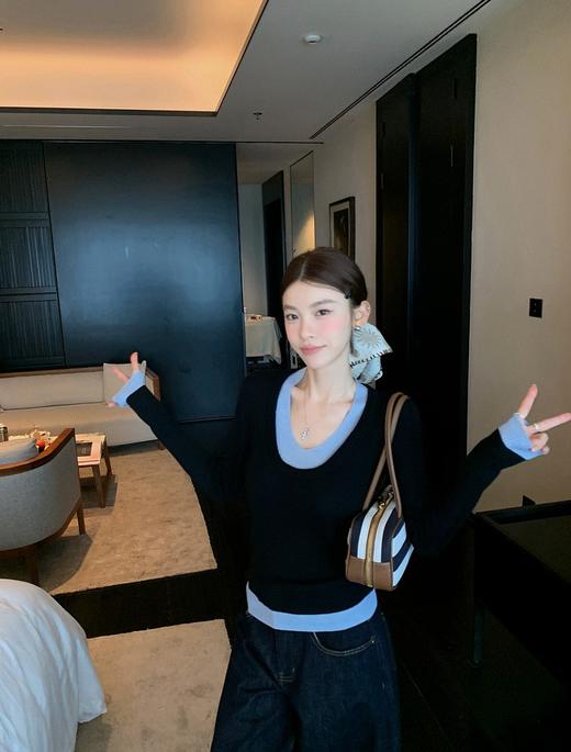 <曾小咸推荐> 复古V领撞色假两件针织衫 日常139/件 活动价89.99/件！【预售款，预计3-15天发货】 商品图3