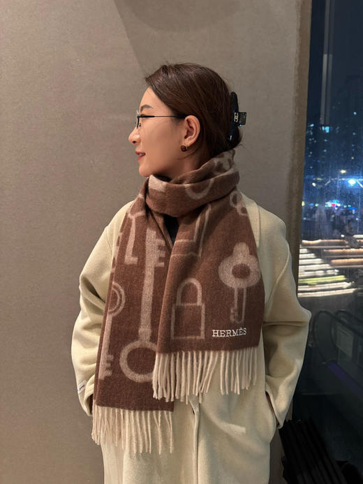 秋冬特惠💰290 爱马仕围巾重磅推荐 羊毛材质非常保暖 商品图1