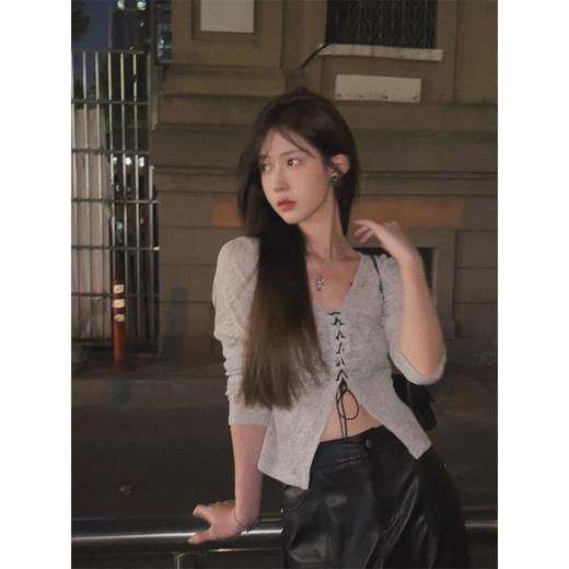 现货 杂色月豆 软糯轻薄纱 绑带简约针织罩衫 商品图0