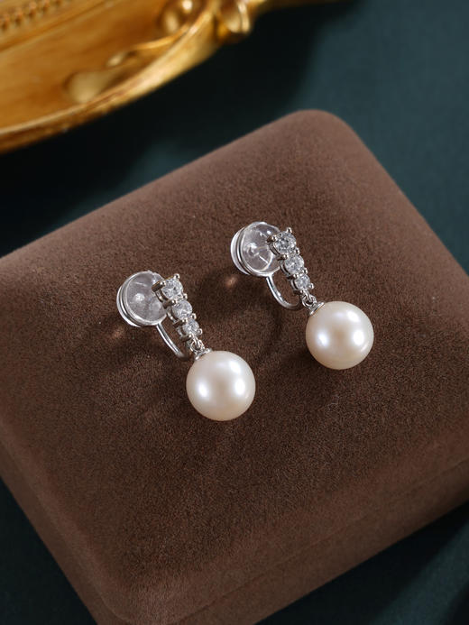 子佩集【未完成诗】银S925珍珠惜王妃耳钉【MLEH018】8mm珠耳夹一字2601 商品图4