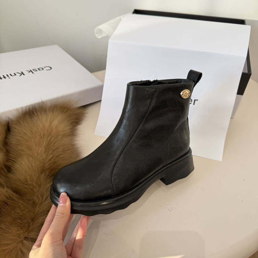 真皮侧拉链短靴 商品图3