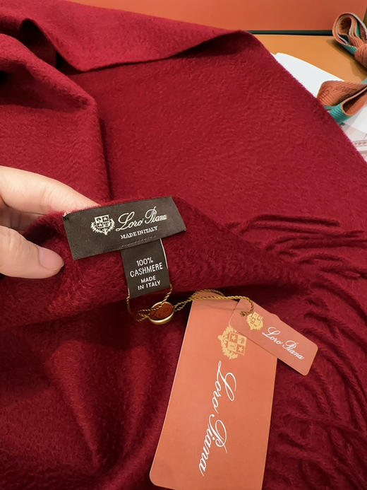 秋冬特惠💰460 诺悠翩雅围巾 经典“水波纹”素色羊绒围巾 商品图2