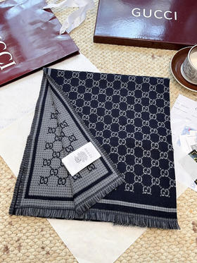 秋冬特惠💰240 古驰围巾【小G双面-Gu秋冬新款，GG时髦复古双面羊毛围巾！！】