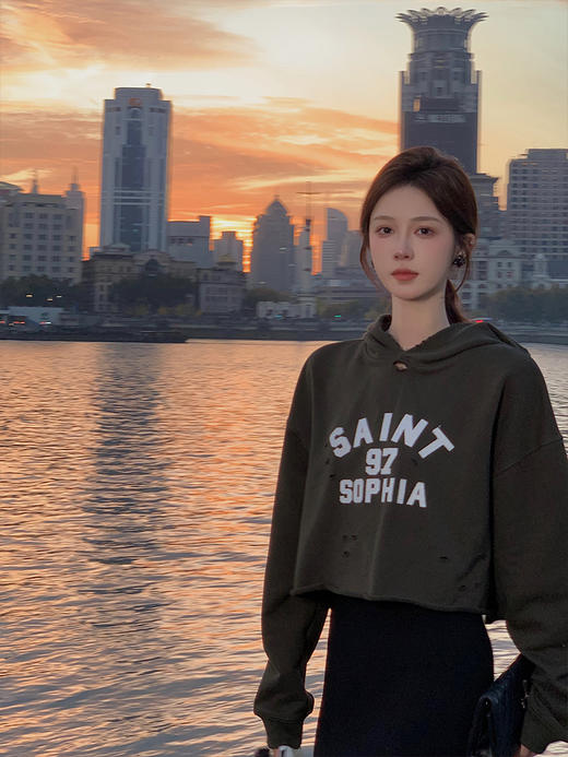 现货 韩系欧尼 字母印花/破洞连帽卫衣 商品图1