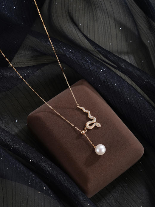 子佩集【珠光灵蛇】银S925珍珠惜王妃套链【YB7806】9.5mm珠双色蛇吊球2601 商品图4