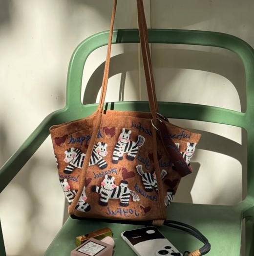 老米优品🎈 一款有趣的小挎包《马上好运☁新年定制托特包》2026年元宝帆布托特包！ 百搭文艺~~ 商品图4