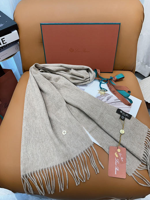 秋冬特惠💰460 诺悠翩雅围巾 经典“水波纹”素色羊绒围巾 商品图4