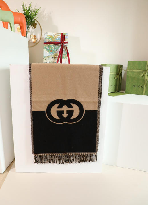 秋冬特惠💰160 古驰围巾 GG拼色又一爆款 经典黑坨配色 双G 商品图7