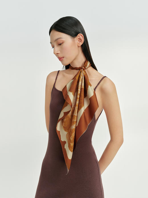 万事利双面印花中方巾-好运玫瑰 商品图1