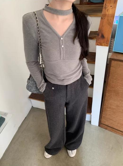 <曾小咸推荐>挂脖V领磨毛长袖 日常109/件 活动价69.99/件！【预售款，预计3-15天发货】 商品图12