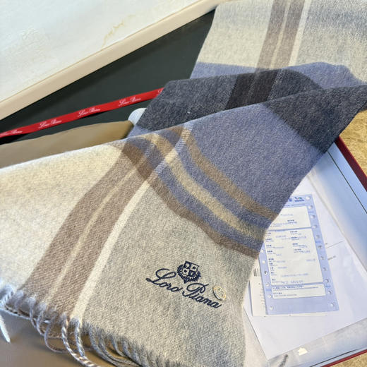 秋冬特惠💰400 诺悠翩雅围巾 秋冬新品【山羊绒水波纹格纹围巾】 商品图8