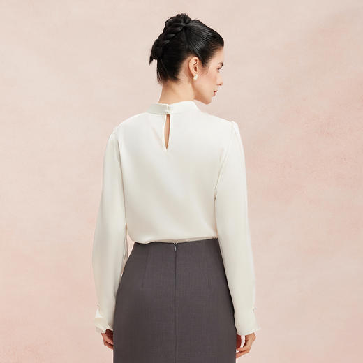 RE253斯尔丽2026春季新款光泽感高级感飘带长袖职业通勤优雅纯色衬衫 商品图6
