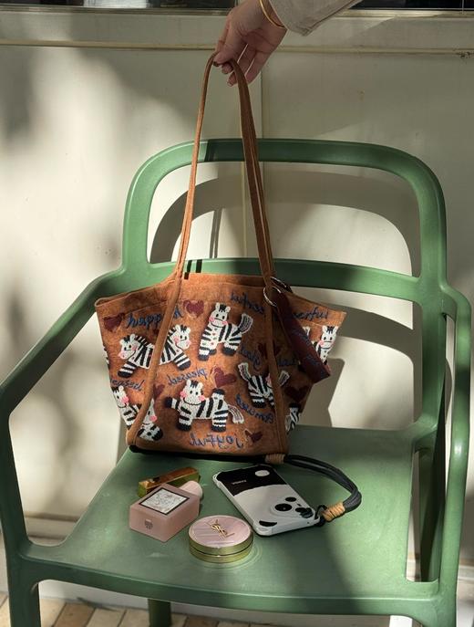 老米优品🎈 一款有趣的小挎包《马上好运☁新年定制托特包》2026年元宝帆布托特包！ 百搭文艺~~ 商品图2