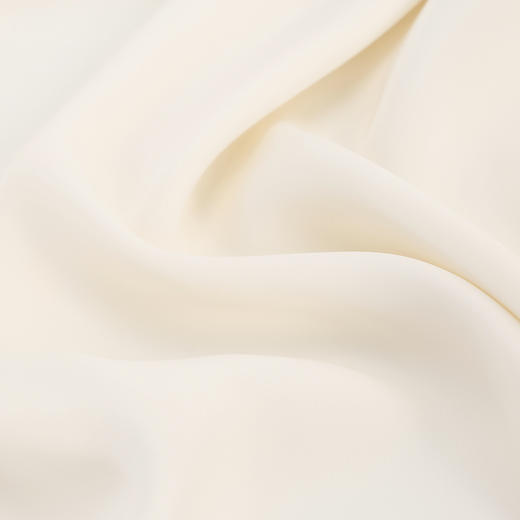 RE251斯尔丽26新款光泽感高级感蝴蝶结长袖职业通勤优雅纯色衬衫女 商品图6