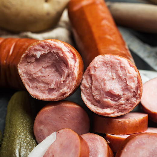 大红门老北京鲜肉肠，8袋装，二商大红门老字号，纯猪肉肠，甄选大红门冷鲜猪腿肉，大牌调味料，传统工艺，肉质纹理清晰、饱满，家人吃解馋、送人有面子，凉吃热吃吃法多样M 商品图1