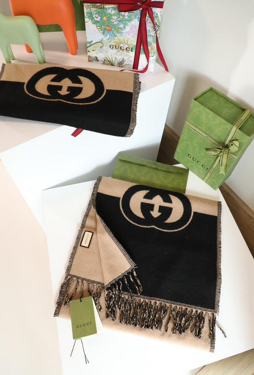 秋冬特惠💰160 古驰围巾 GG拼色又一爆款 经典黑坨配色 双G 商品图0