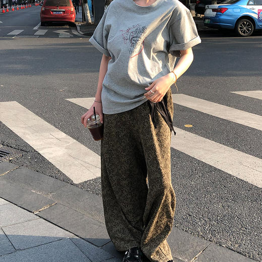 现货 闲夏花伦裤 慵懒随意感 印花工艺阔腿裤 商品图1