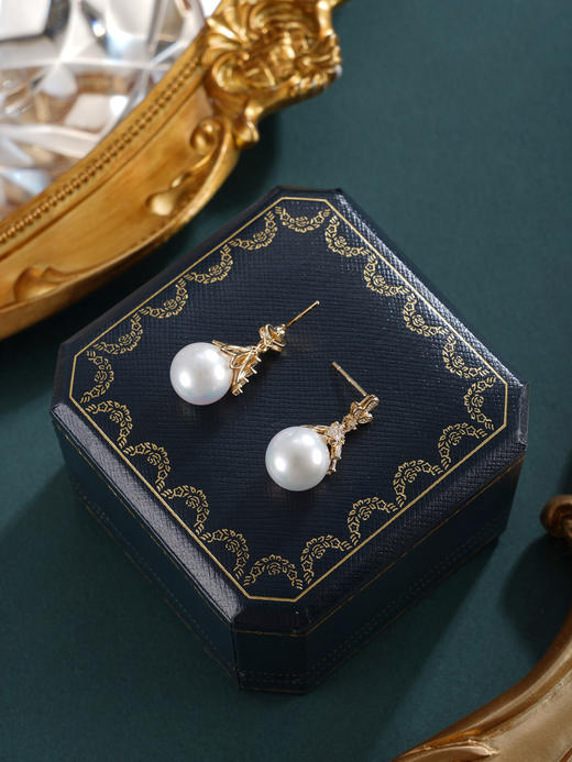 子佩集【秾华因缘】银S925珍珠惜王妃耳钉【YE0634】11.5mm珠镀金吊球宝塔2601 商品图4