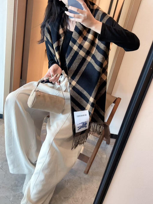 秋冬特惠💰160 巴宝莉新款围巾 双层色织工艺 男女通用围巾 商品图6