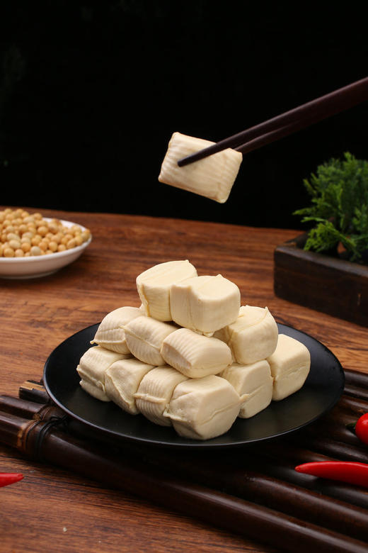 ‼️买二送一 ！3盒💰19.9【云南石屏包浆豆腐】赠送辣椒面蘸料，煎炸烤煮‼️✅精选颗粒大非转基因大豆，满满优质蛋白，豆香浓郁✅井水点制工艺，质地细腻，清香滑嫩，口感好🤤 商品图2