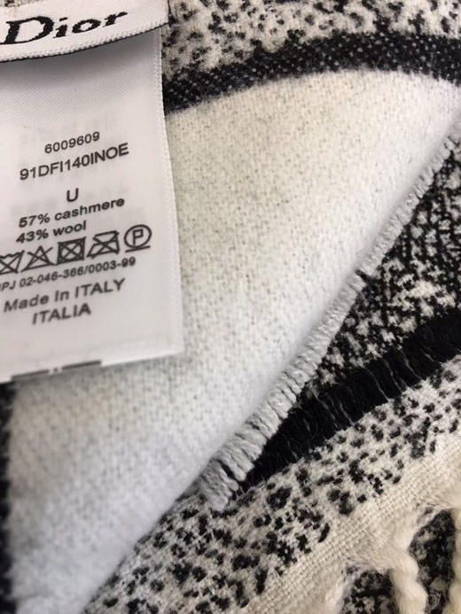 秋冬特惠💰180 迪家围巾 很多之前经典力作都有千鸟格的身影 商品图8