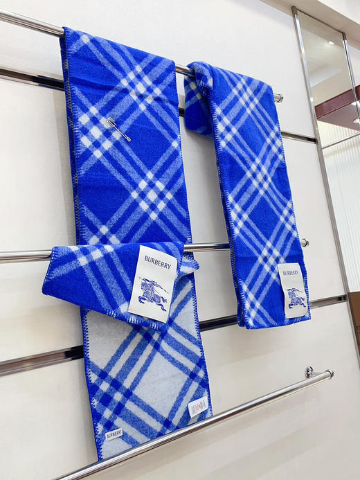 秋冬特惠💰150 巴宝莉围巾 低调的奢侈感 柔美精英高手级别的时髦感围巾 商品图2