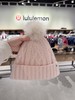 到手价499元 Lulu女士羊驼毛毛球帽 质感非标好 摸起来非常软糯  搭配可爱毛球 戴上去少女感十足美国代购，无中文标签，介意慎拍 商品缩略图2