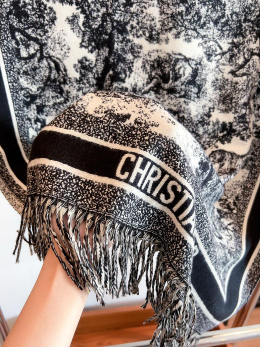 秋冬特惠💰150 迪家围巾 四季都可以用 真心美的让人非常非常心动 商品图7