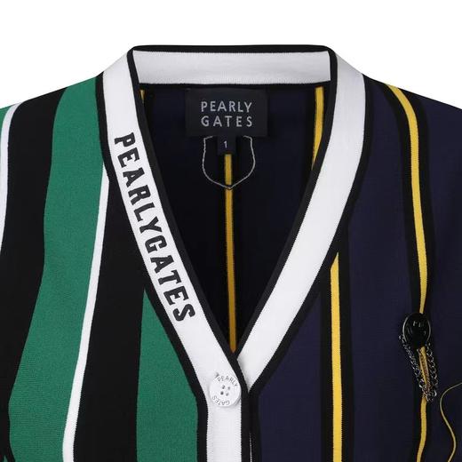 PG家女士针织开衫小背心来了！春秋叠搭小能手！进口运动功能纱线，贴身穿都绝对不扎人，高弹柔软，可以任意机洗，配色高级百搭，搭配胸前别致胸针，随便搭配个素色长袖就让整个LOOK出彩！ 商品图1