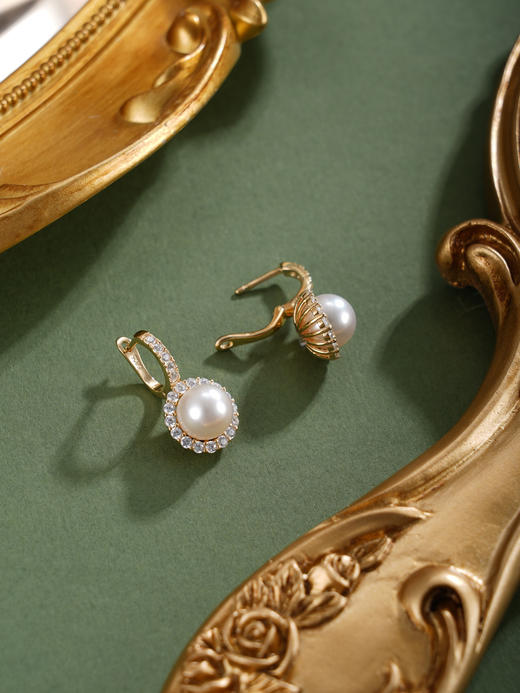 子佩集【花影随行】S925珍珠惜王妃耳环【YE1076】8mm珠太阳花圆圈扣环2601 商品图3