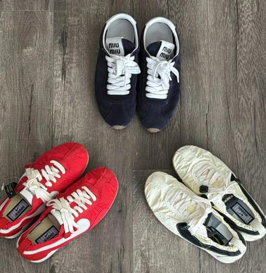 福利款   重磅！ JAC联名阿甘  超轻跑鞋 圆头系带装饰拼接休闲鞋  地磅平底休闲鞋 商品图2