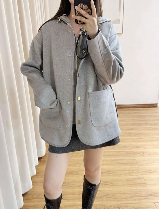 114-2 帮清库 亏清 忙可三合一 羊毛羊绒呢大衣 鹅绒马甲 轻盈保暖多穿外套 只换码不退货 商品图3