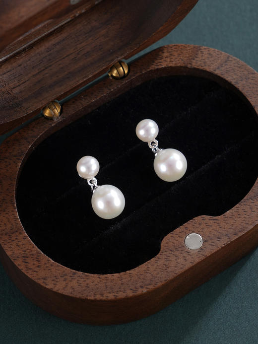 子佩集【晨露微醺】银S925珍珠惜王妃耳钉【MLEH031】7mm大珠吊球双珠2601 商品图3