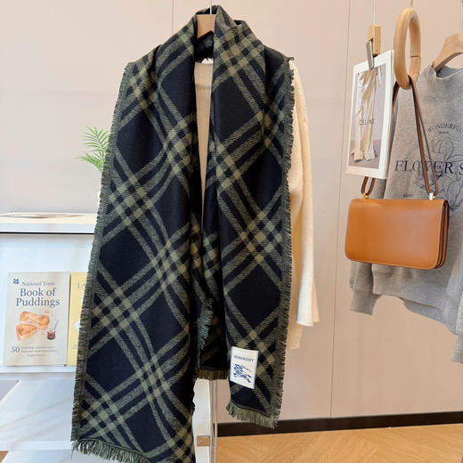 秋冬特惠💰150 巴宝莉围巾《骑士格纹长巾》 商品图1