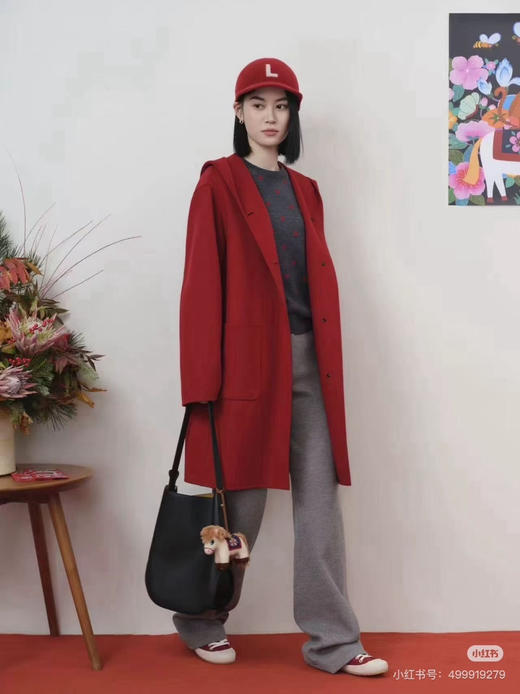 114-3 原价1699 渠道货 原材 小禾双面羊毛呢 手工剖缝 红色连帽大衣 新年小红帽大衣 商品图7