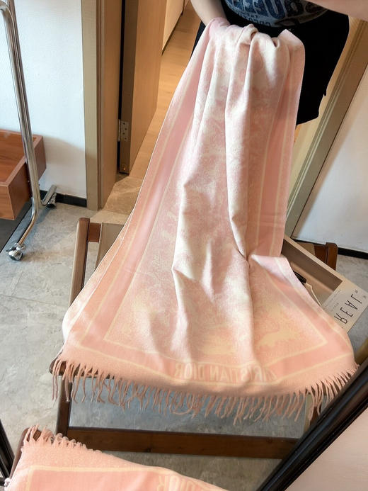 秋冬特惠💰150 迪家围巾 四季都可以用 真心美的让人非常非常心动 商品图2