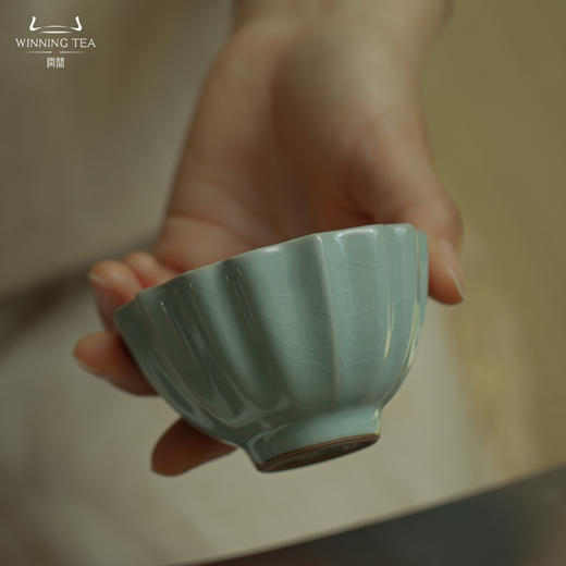 问鼎鼎青系列青芳雅酌套装（撷芳杯 高石瓢壶） 商品图1