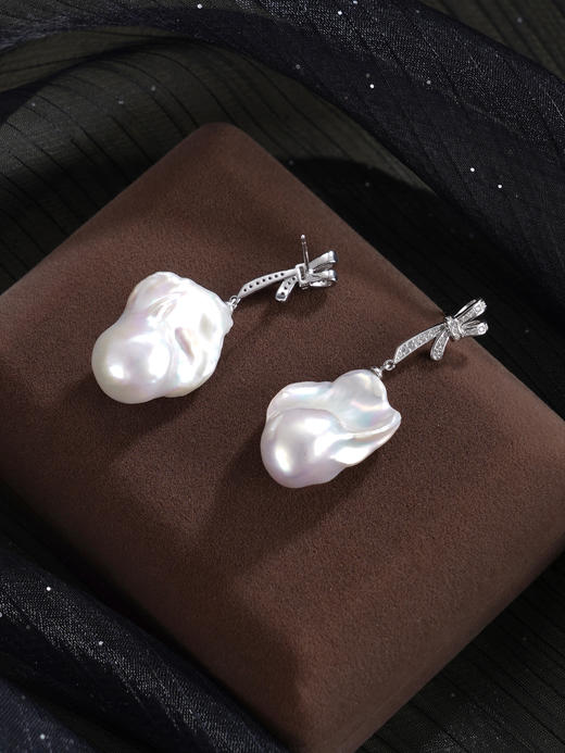 子佩集【幻梦情结】银S925珍珠惜王妃耳钉【B3780】13*25mm珠巴洛克双色蝴蝶结2601 商品图2