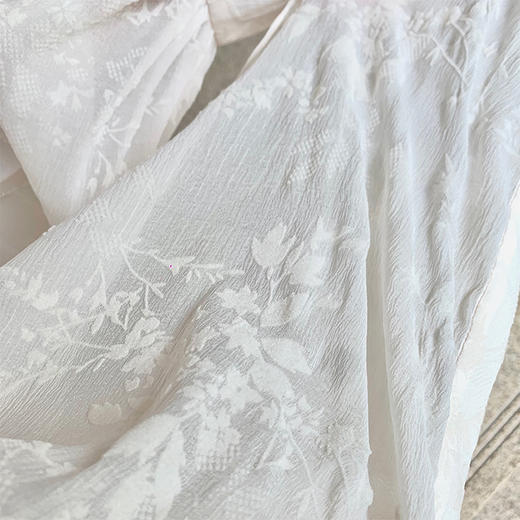 现货 清茶衬衫 简约氛围感 暗纹提花轻薄衬衫 商品图4