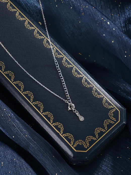 子佩集【幸运裙摆】银S925珍珠惜王妃套链【YB3780】7.5mm珠双色银杏叶吊球2601 商品图6