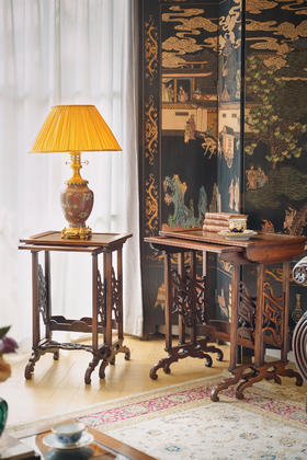 独角鹿西洋古董20世纪初法国出品花卉主题细木镶嵌卷叶纹硬木镂雕装饰嵌套桌几四件套