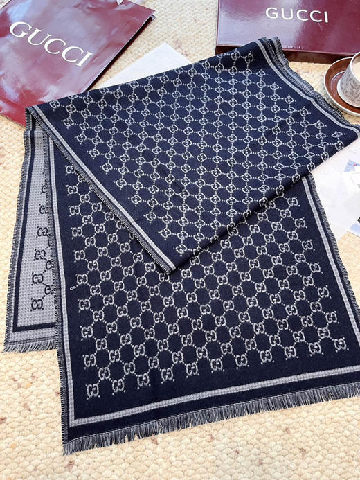 秋冬特惠💰240 古驰围巾【小G双面-Gu秋冬新款，GG时髦复古双面羊毛围巾！！】 商品图4