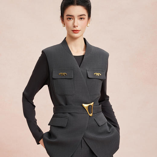 RE407斯尔丽26新款休闲时尚三件套马甲+内搭+阔脚裤免搭配小香系列套装 商品图7