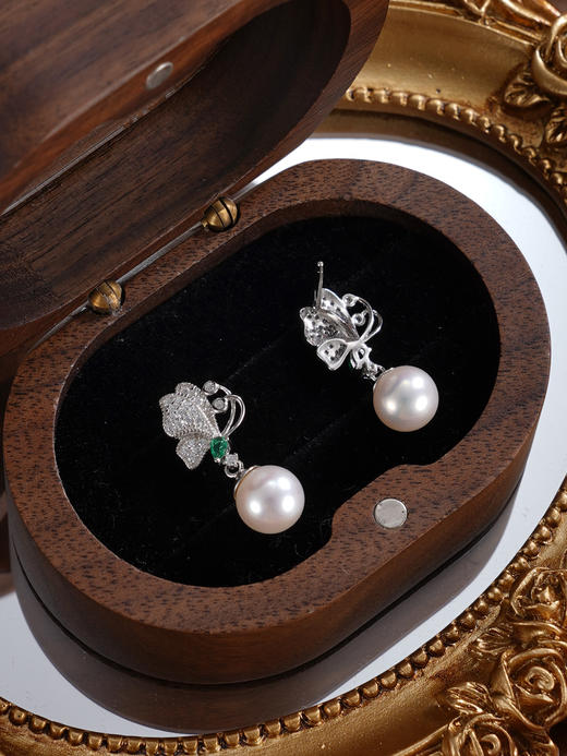 子佩集【蝴蝶诗篇】银S925珍珠惜王妃耳钉【YE0076】7mm珠双色镀金花朵绿玉髓2601 商品图4