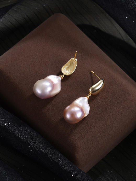 子佩集【流光绮境】银S925珍珠惜王妃耳钉【EM2836-XF】12*20mm珠镀金抽象印记巴洛克2601 商品图5