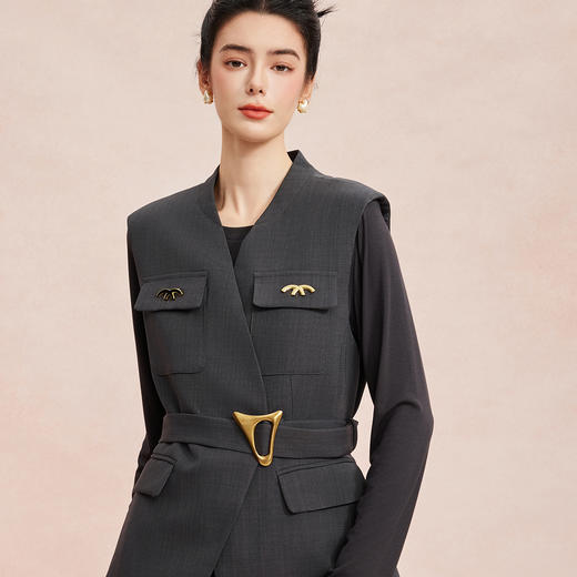 RE407斯尔丽26新款休闲时尚三件套马甲+内搭+阔脚裤免搭配小香系列套装 商品图9