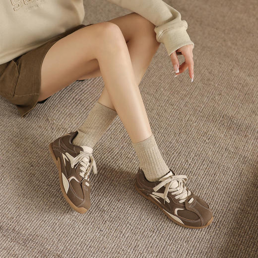 阿么手工女鞋复古德训鞋女款2026新款潮流百搭平底休闲阿甘鞋2CM 商品图4