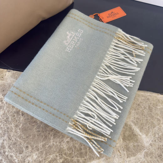 秋冬特惠💰290 爱马仕围巾 大H难得一见的温柔配色 商品图4