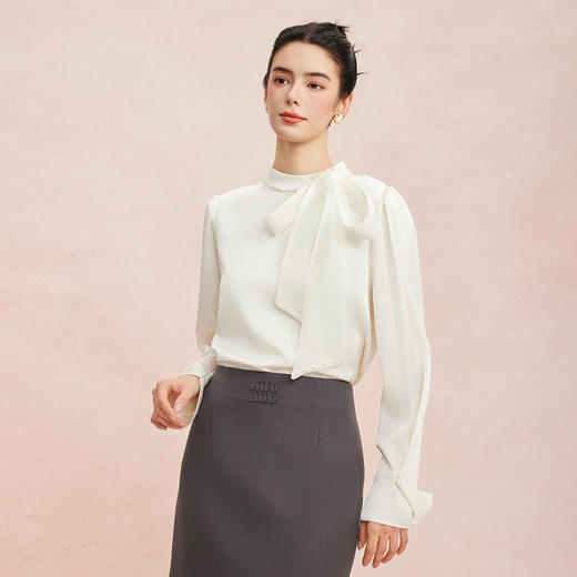RE253斯尔丽2026春季新款光泽感高级感飘带长袖职业通勤优雅纯色衬衫 商品图7